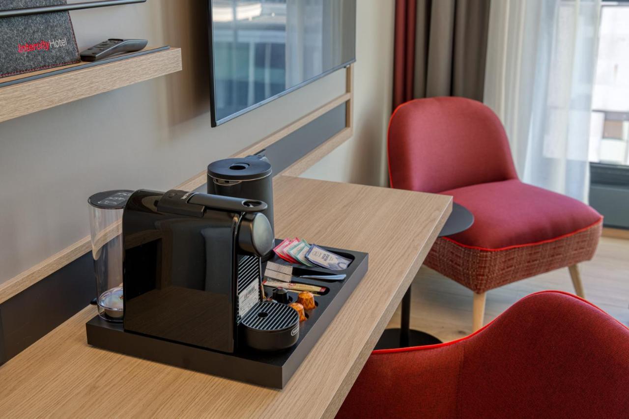 Intercityhotel Berlin Airport Ber Terminal 1 & 2 Schönefeld Exteriér fotografie Room interior