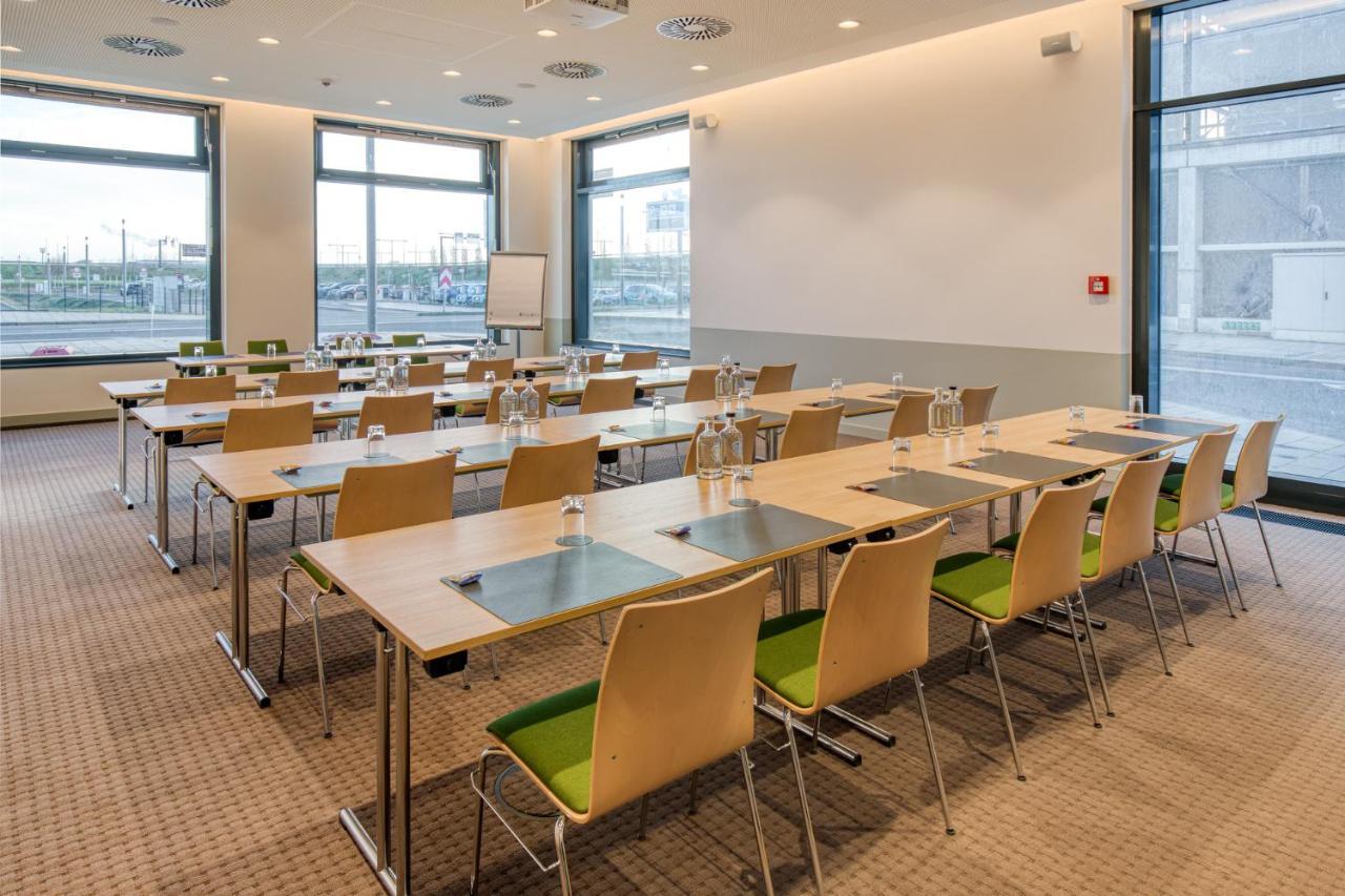 Intercityhotel Berlin Airport Ber Terminal 1 & 2 Schönefeld Exteriér fotografie Meeting room