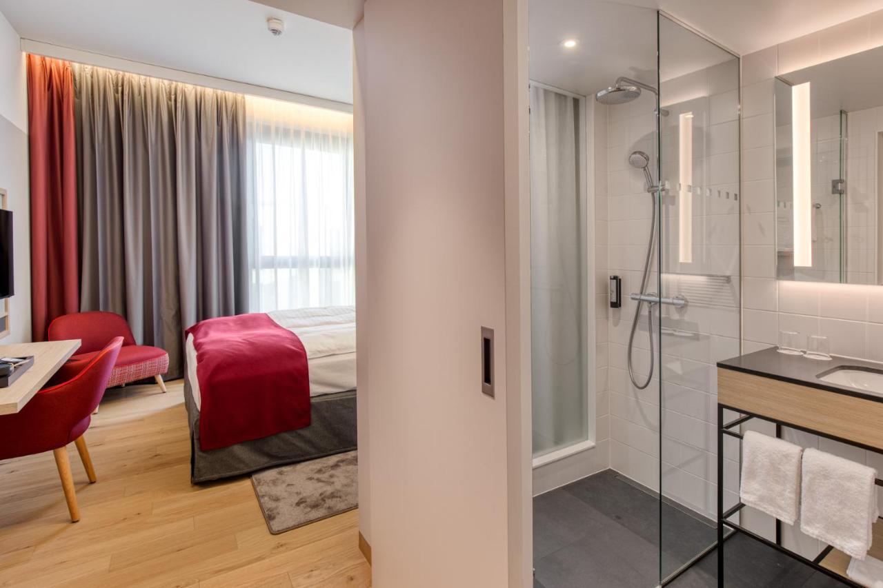 Intercityhotel Berlin Airport Ber Terminal 1 & 2 Schönefeld Exteriér fotografie Room interior